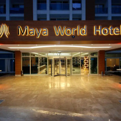 Maya World Hotel вид на фасад