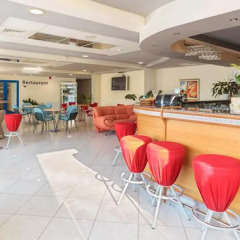 Отель Apart Complex Aquamarine Half Board Камчия гостиничный бар