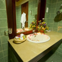 Отель Randholee Resort & Spa ванная фото 3