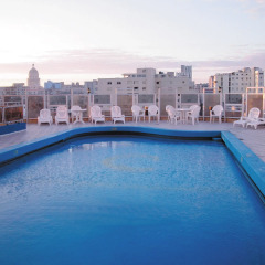 Отель Bellevue Deauville бассейн