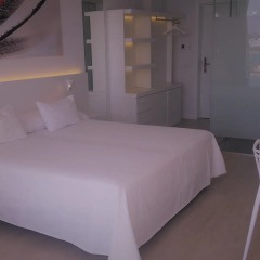 Отель Els Pins Resort & Spa 4* Номер Делюкс с различными типами кроватей фото 6