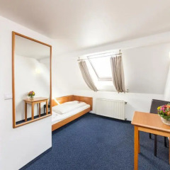 Hotel Antares Düsseldorf 3* Номер Basic с различными типами кроватей фото 2
