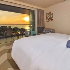 Отель The SIS Kata Resort 4* Номер SIS over the sea с различными типами кроватей