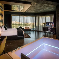 H Hotel 4* Люкс Signature corner