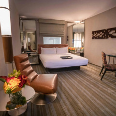 Отель SKYLOFTS at MGM Grand 4* Номер West wing с различными типами кроватей фото 2