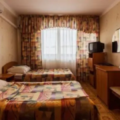 Гостиница Нептун (Адлеркурорт) комната для гостей фото 3