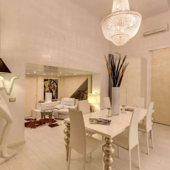C. Luxury Palace & Hostel в номере фото 2