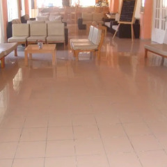 Silver Beach Hotel and Annexe Apartments интерьер отеля фото 3