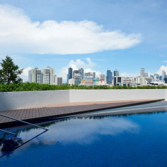 Отель Hilton Garden Inn Singapore Serangoon бассейн