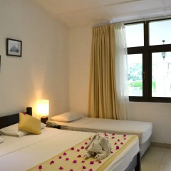 Отель Nuwarawewa Rest House комната для гостей фото 3