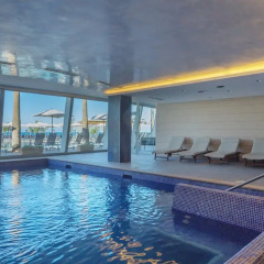 Отель Aparthotel Fontanellas Playa Испания, Плайя-де-Пальма - 2 отзыва об отеле, цены и фото номеров - забронировать отель Aparthotel Fontanellas Playa онлайн бассейн фото 2