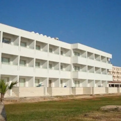 Piere - Anne Beach Hotel вид на фасад фото 2