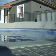 Отель Paraiso das Flores бассейн