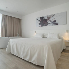 Отель Els Pins Resort & Spa 4* Люкс с различными типами кроватей