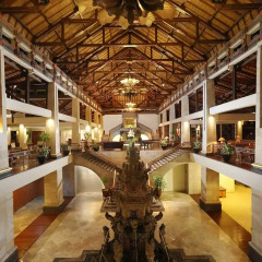 Nusa Dua Beach Hotel & Spa гостиничный бар