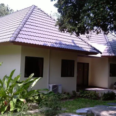 Отель Tassanee Garden Lodge вид на фасад