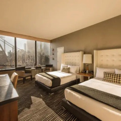 Bentley Hotel 4* Улучшенный номер 2 отдельные кровати