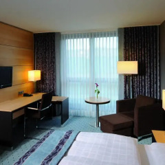 Maritim Hotel Düsseldorf 4* Стандартный номер с различными типами кроватей фото 2