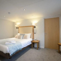 The Waterside Hotel and Galleon Leisure Club комната для гостей фото 10