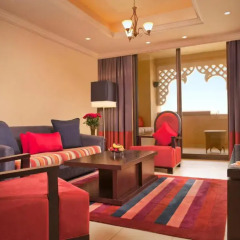 Отель Arjaan by Rotana Dubai Media City Апартаменты Делюкс с различными типами кроватей