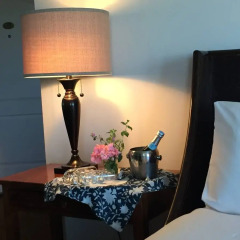 Отель Inn At Playa Del Rey 4* Люкс