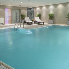 Отель Hilton Prague Old Town бассейн