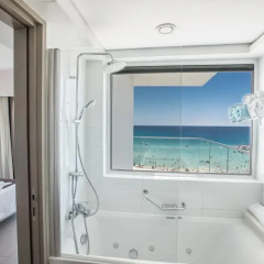 Vassos Nissi Plage Hotel 4* Люкс повышенной комфортности с различными типами кроватей фото 5