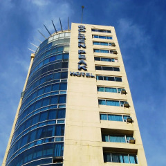 Golden Peak Hotel & Suites вид на фасад фото 3