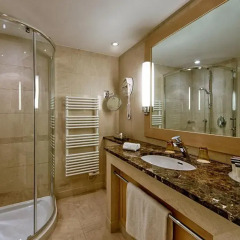 Отель Hyatt Regency Nice Palais De La Mediterranee 5* Представительский номер