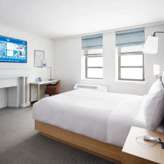 Отель Club Quarters Midtown -Times Square 4* Улучшенный номер с различными типами кроватей