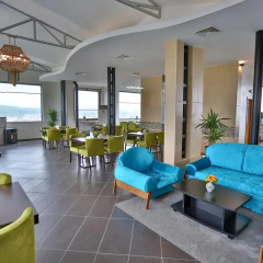 Terra Europe Hotel Тырговиште гостиничный бар
