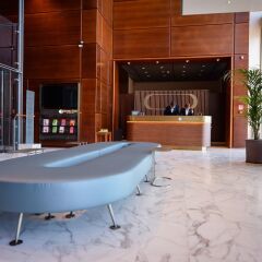 Отель DoubleTree by Hilton Turin Lingotto Италия, Турин - 1 отзыв об отеле, цены и фото номеров - забронировать отель DoubleTree by Hilton Turin Lingotto онлайн интерьер отеля