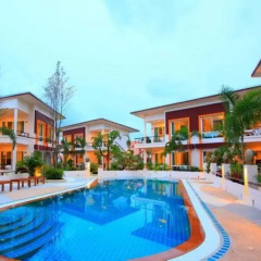 Отель The One Cozy Vacation Residence бассейн фото 3