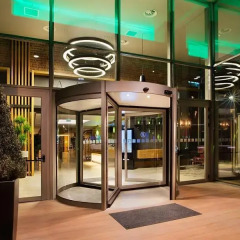 Отель Holiday Inn Istanbul - Kadikoy вид на фасад фото 2