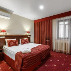Клуб Отель Корона 4* Сьюит фото 2