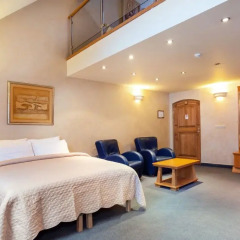 Апартаменты Atrium Suites Номер Комфорт с различными типами кроватей фото 7