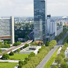 Отель Park Inn by Radisson Uno City Vienna балкон