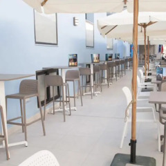Отель Euroclub Hotel Мальта, Каура - 1 отзыв об отеле, цены и фото номеров - забронировать отель Euroclub Hotel онлайн гостиничный бар фото 4