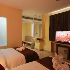 Отель Siam Golden Place Suvarnabhumi 4* Улучшенный номер с различными типами кроватей фото 4