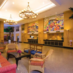 Jomtien Palm Beach Hotel And Resort гостиничный бар