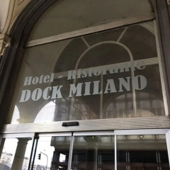 Hotel Dock Milano вид на фасад фото 2