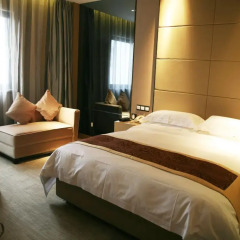 Ramada Xian Bell Tower Hotel комната для гостей фото 7