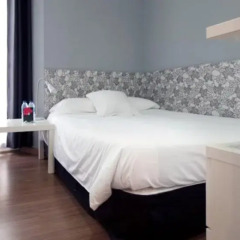 Отель Hostal Nitzs Bcn Барселона комната для гостей фото 2