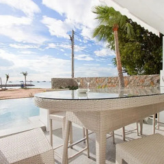 Отель Luxury 5 star beach villa 8 beds бассейн фото 2