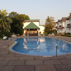 Отель Bollywood Sea Queen Beach Resort Индия, Гоа - отзывы, цены и фото номеров - забронировать отель Bollywood Sea Queen Beach Resort онлайн бассейн