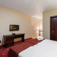Клуб Отель Корона 4* Сьюит фото 3