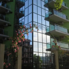 L&B Hotel вид на фасад фото 4