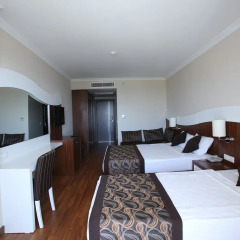 Отель Throne Beach Resort & SPA Титреенгёль комната для гостей