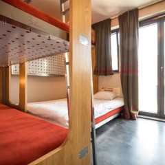 Train Hostel Стандартный семейный номер с различными типами кроватей фото 3