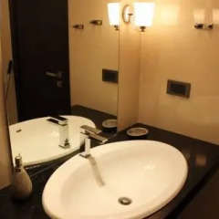 Отель Yerevan Hostel Армения, Ереван - отзывы, цены и фото номеров - забронировать отель Yerevan Hostel онлайн ванная